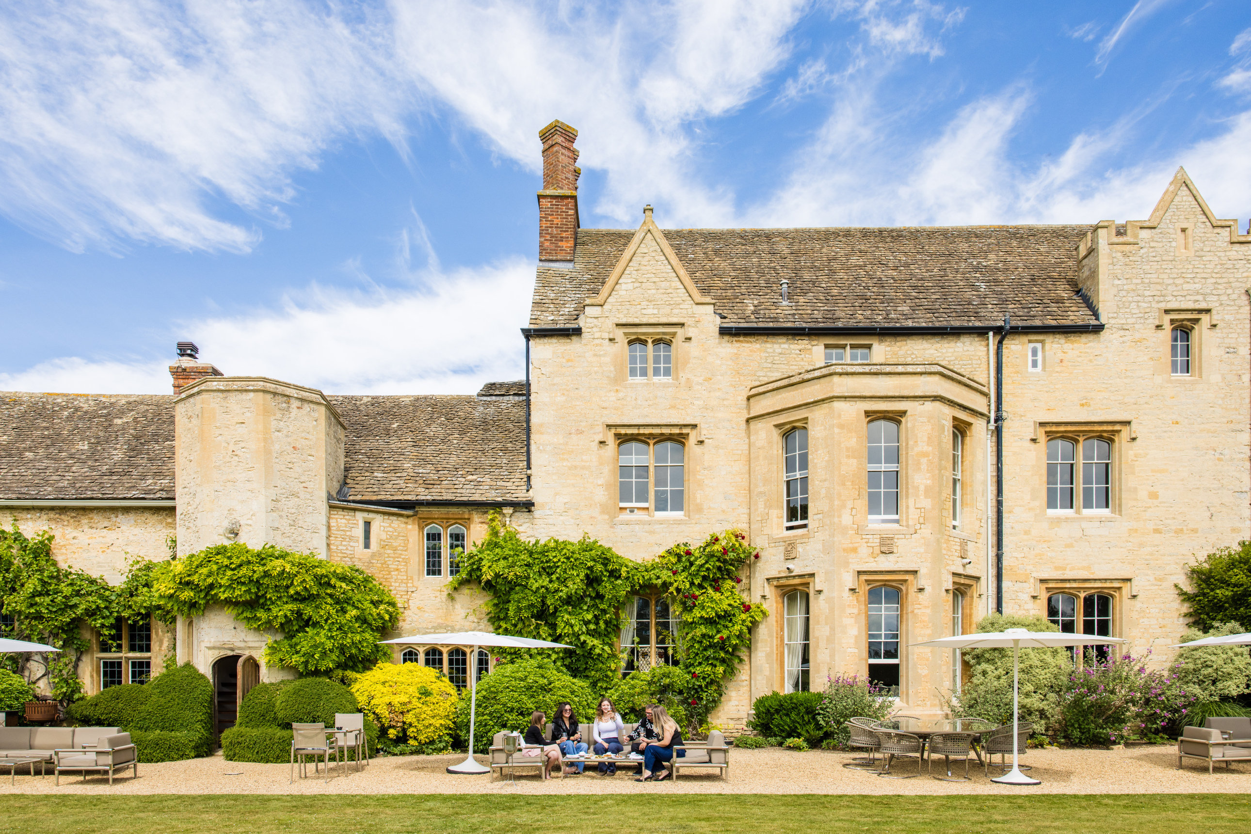 Weston Manor 17/19