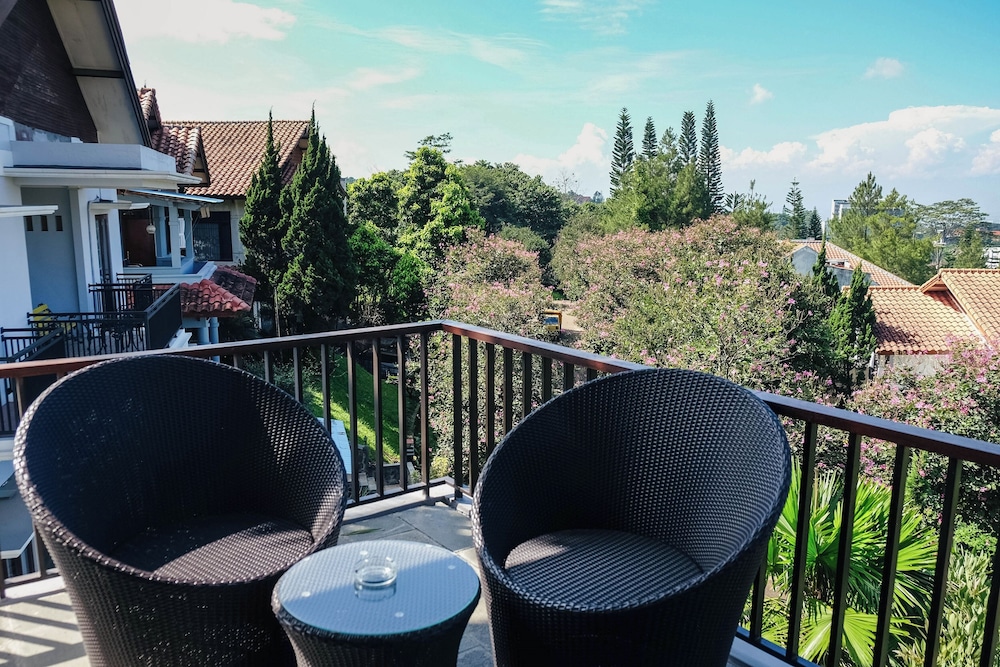 Permai Villa Dago with Pool 38/50