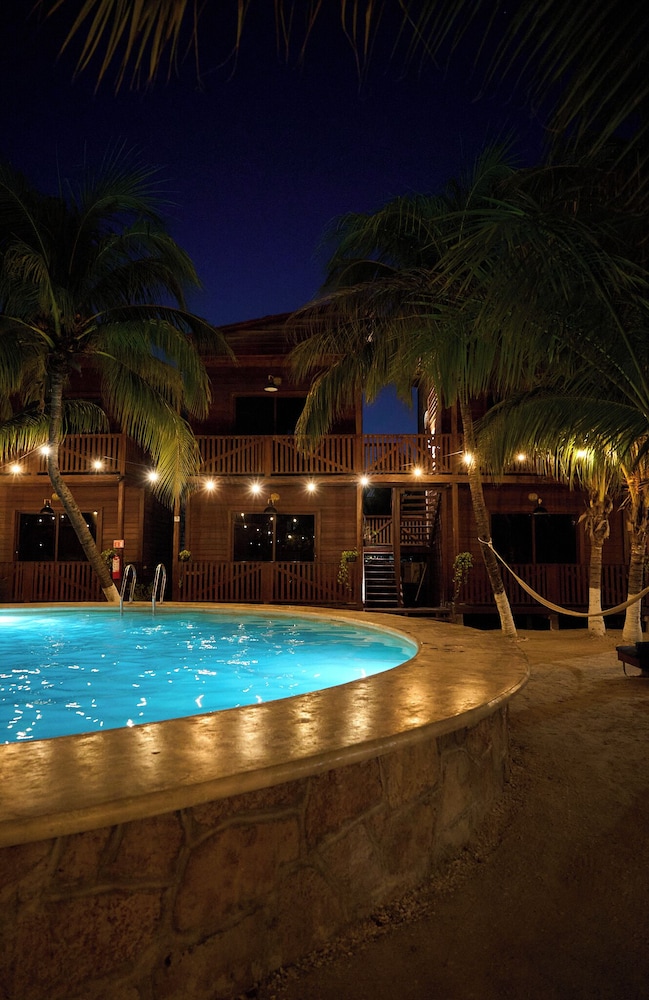 COCONUT BY OOL HOTELS 4/43
