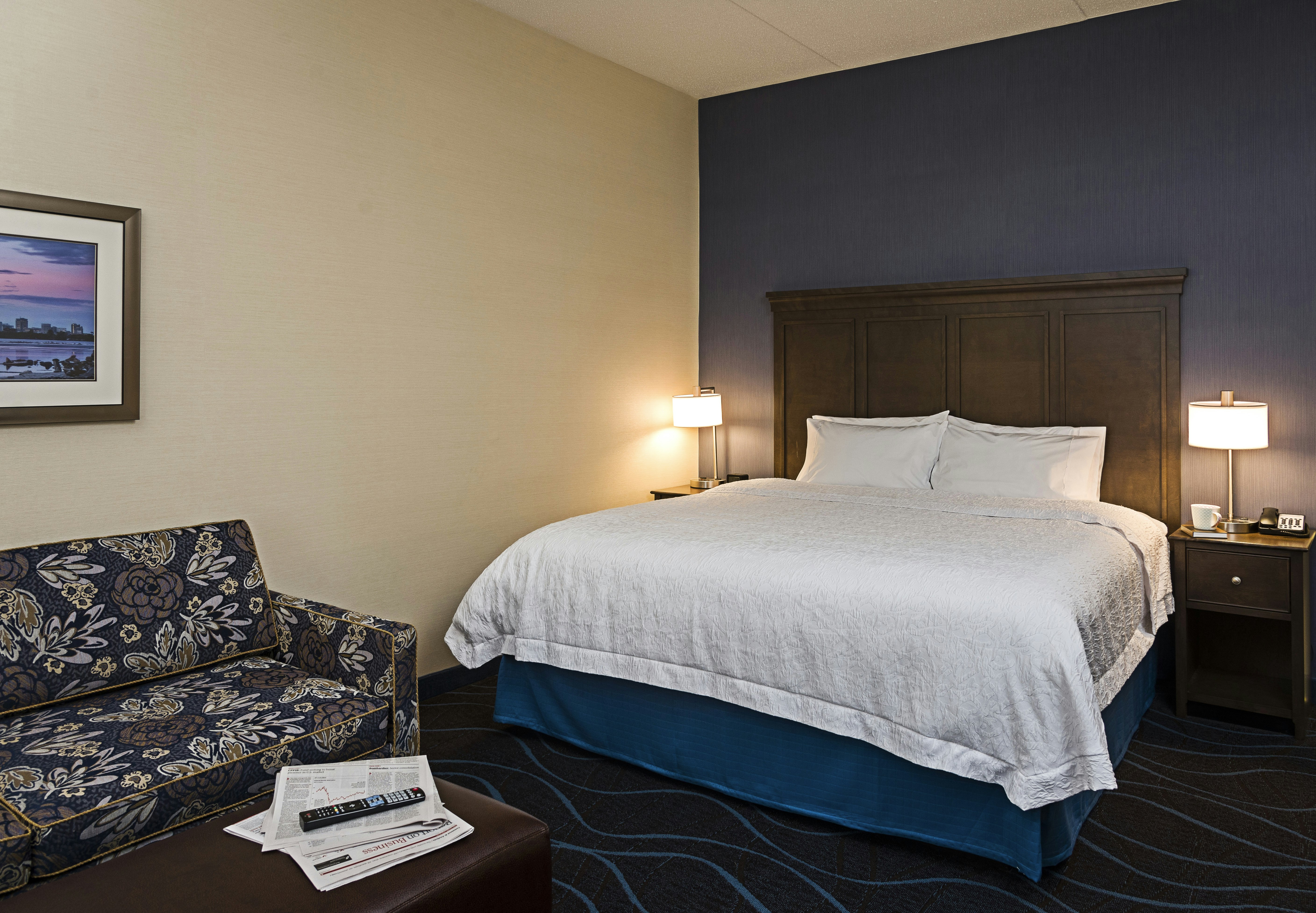 ROOM, KING BED