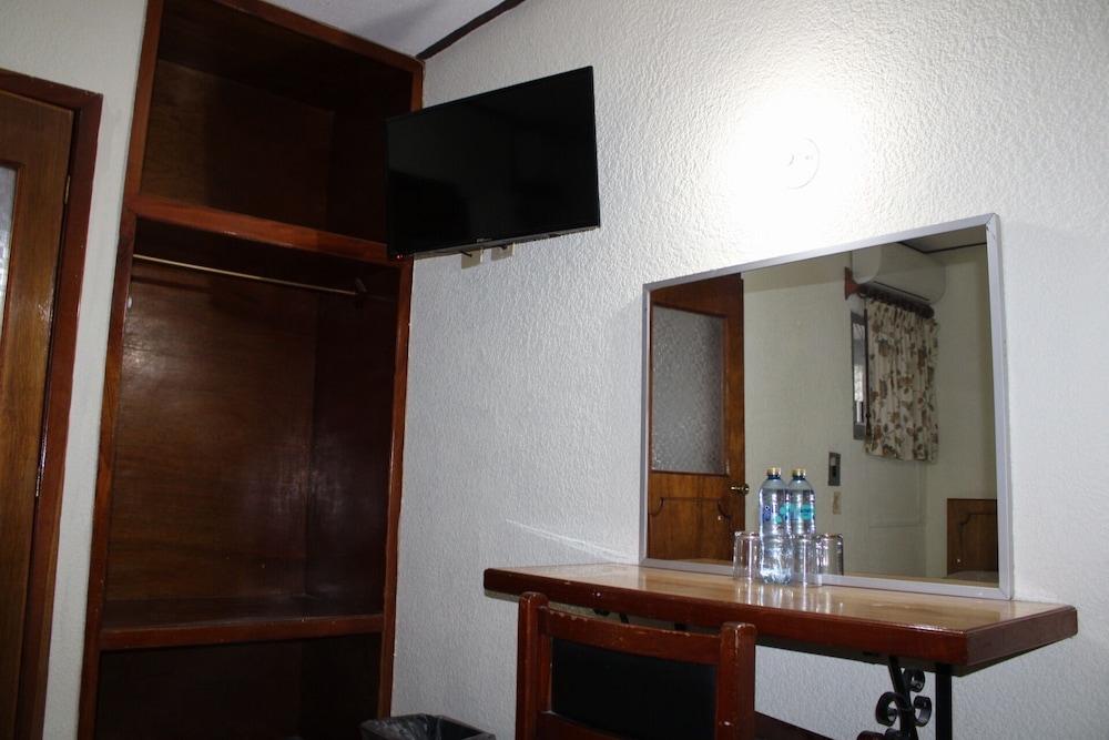 SUITE HOTEL MARIA DE LA LUZ 7/41