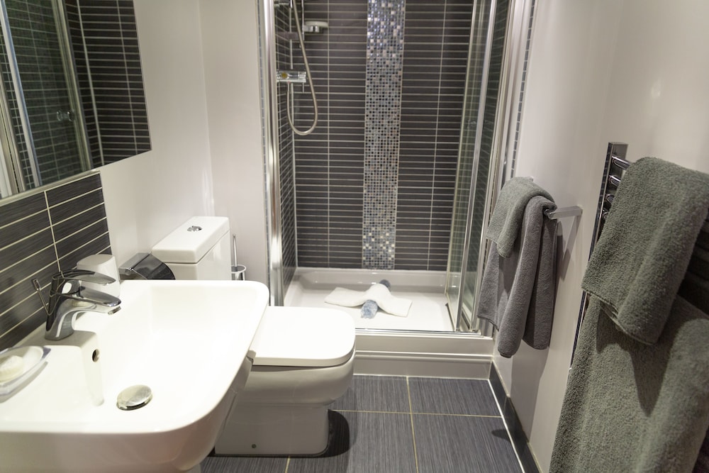 Lux Living Apartments - Marino Place 15/16