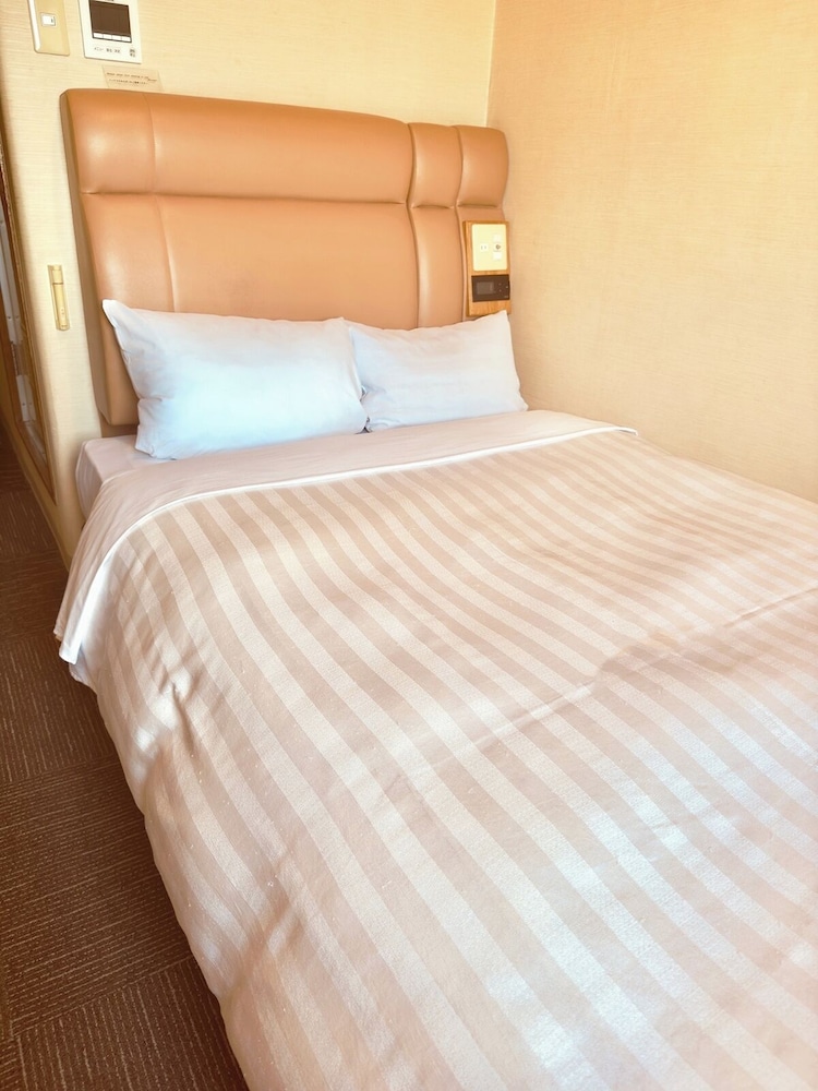 Semi Room, Single Bed, Semi Double Bed