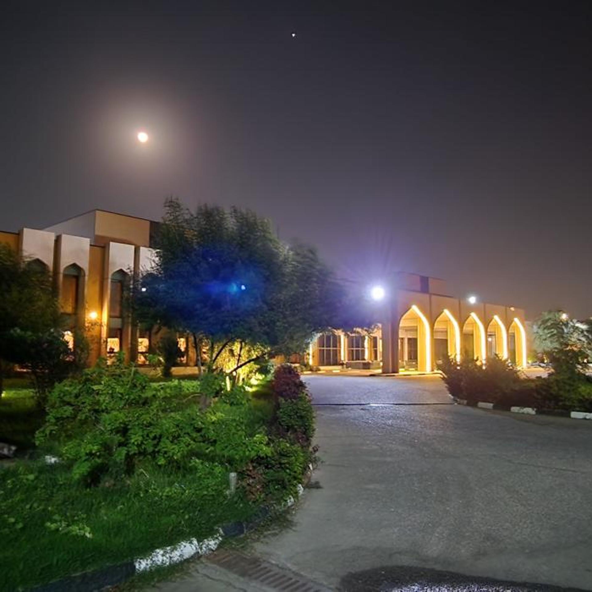 Basrah International Airport Hotel in Al-Ashar