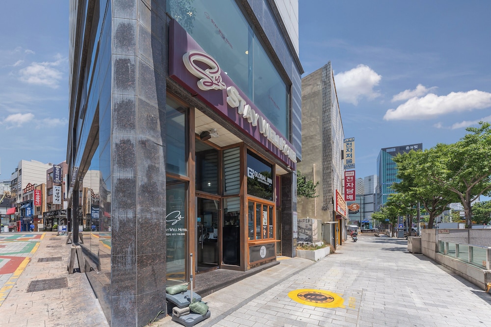 Staywell Hotel 47/50
