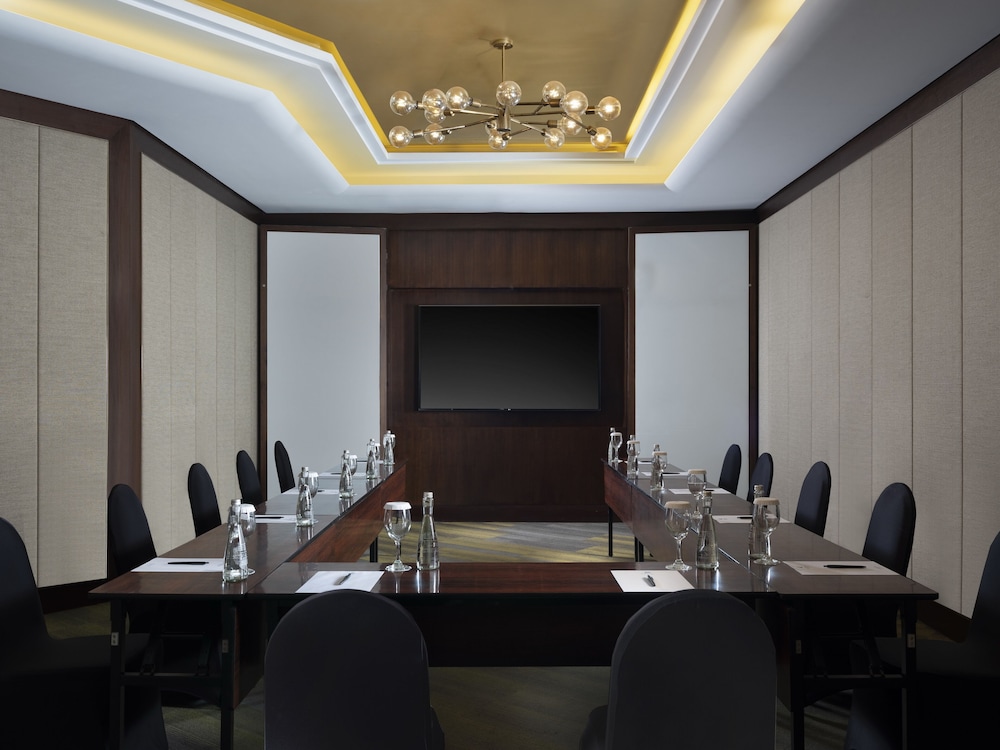 Hotel Ciputra Semarang managed by Swiss-Belhotel International 52/58