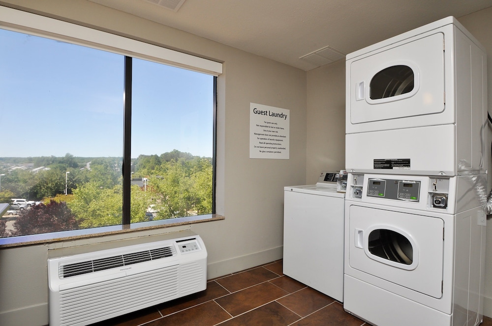 Holiday Inn Express Quantico - Stafford 37/50