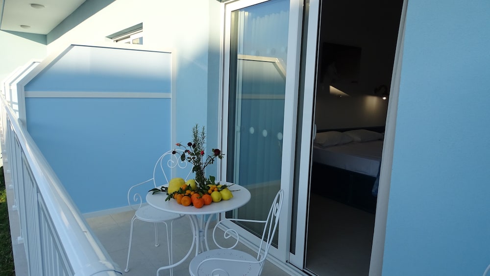 Filoxenia Hotel Apartments photo3