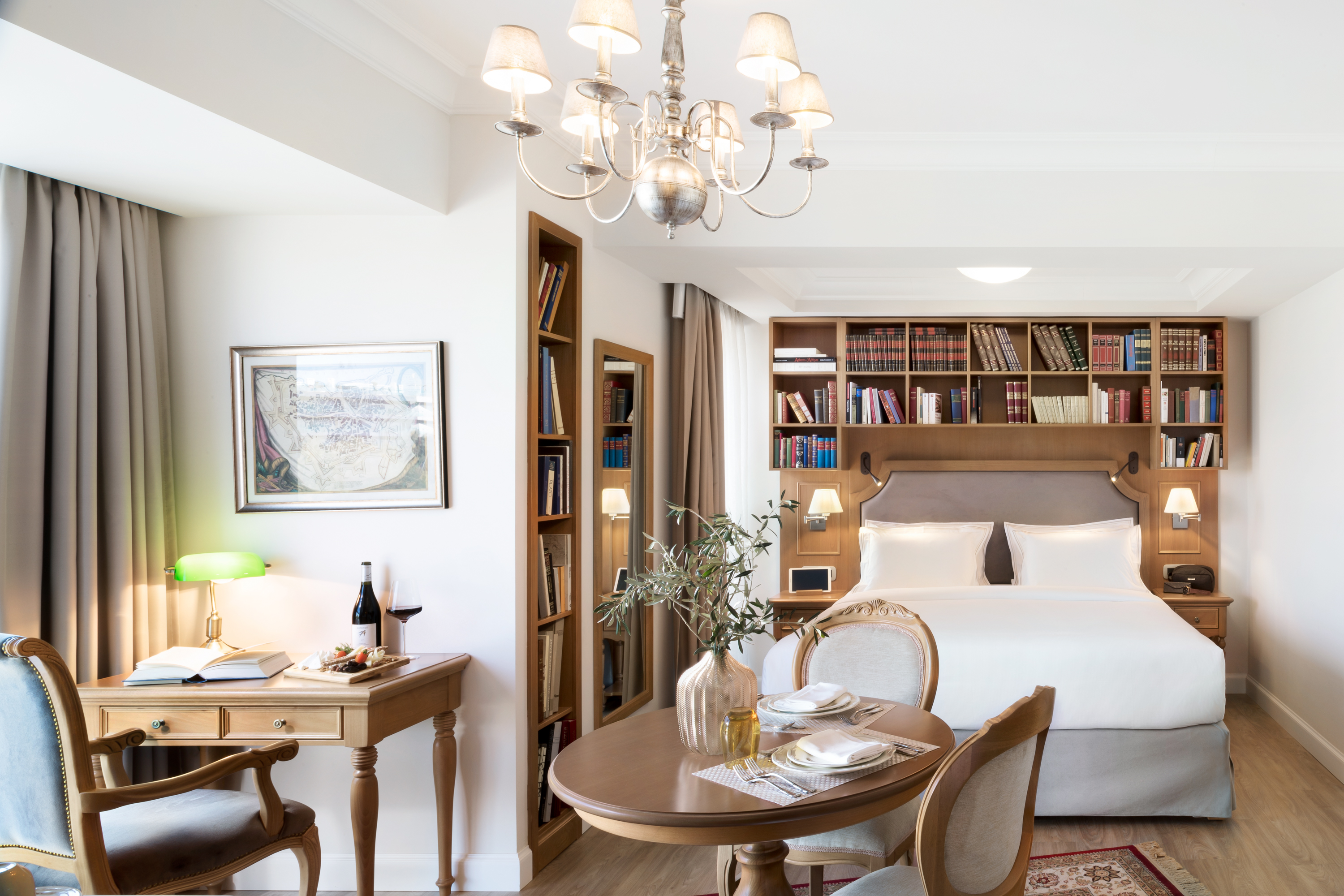 Azure Sea View Suite، Metaxa Hotel, Urban Boutique Living 4/9