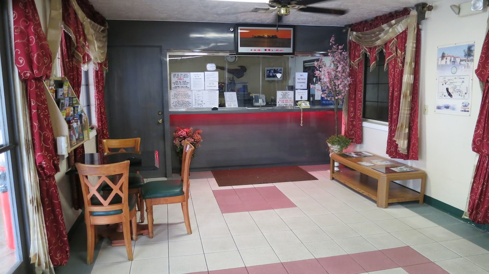 Calimesa Inn Motel 7/46