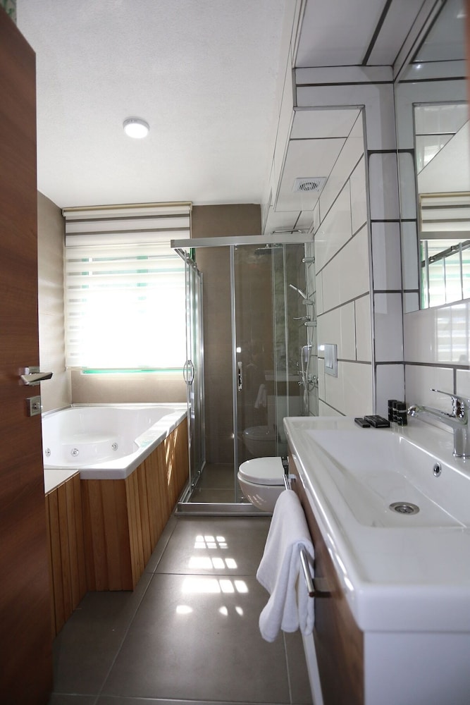 Avwan Hotel Cigli 38/40
