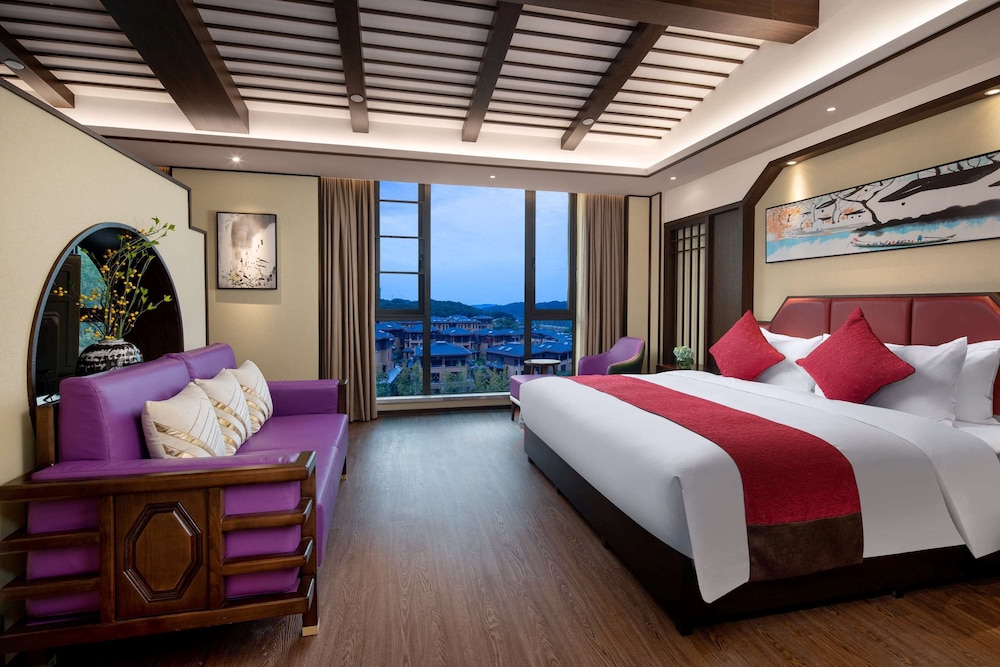 Ramada by Wyndham Yingshan Jiulongwan Resort 14/26