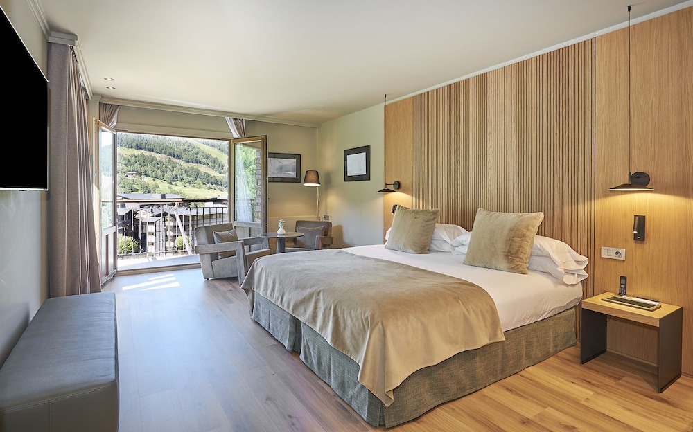 Serras Andorra 26/76