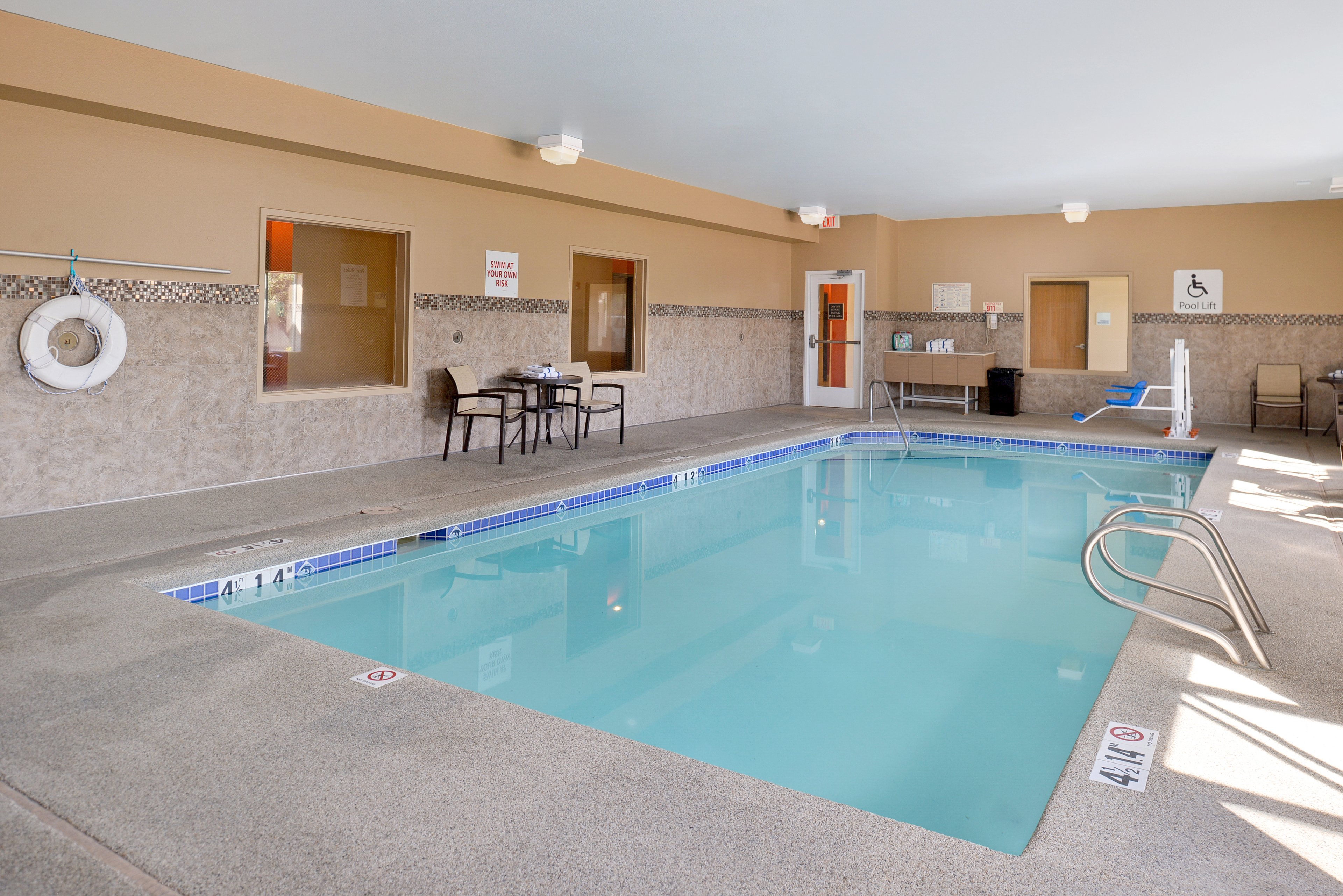 Holiday Inn Express Albuquerque N - Bernalillo, an IHG Hotel 33/61