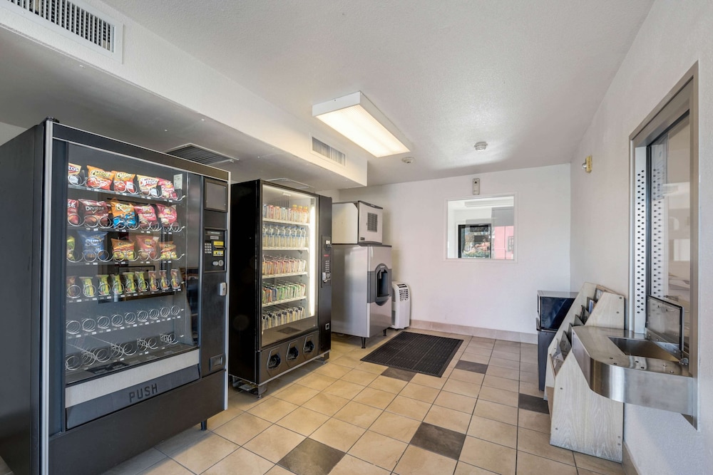 Motel6 Winnemucca, NV 42/60