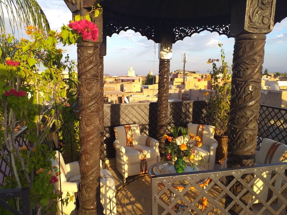 Riad Ilayka 21/77