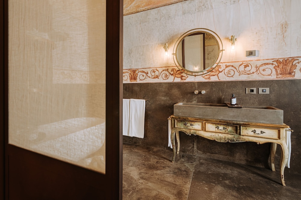 Paragon 700 Boutique Hotel & SPA 47/50