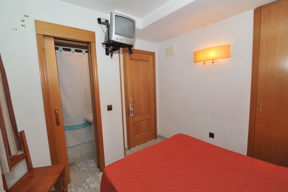 HOSTAL GOYMA II 15/34