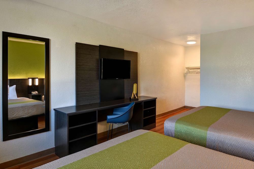 Motel6 Cocoa Beach, FL 47/61