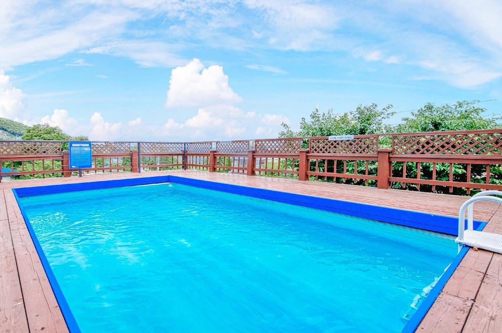Ganghwadodaeun Pension 28/50