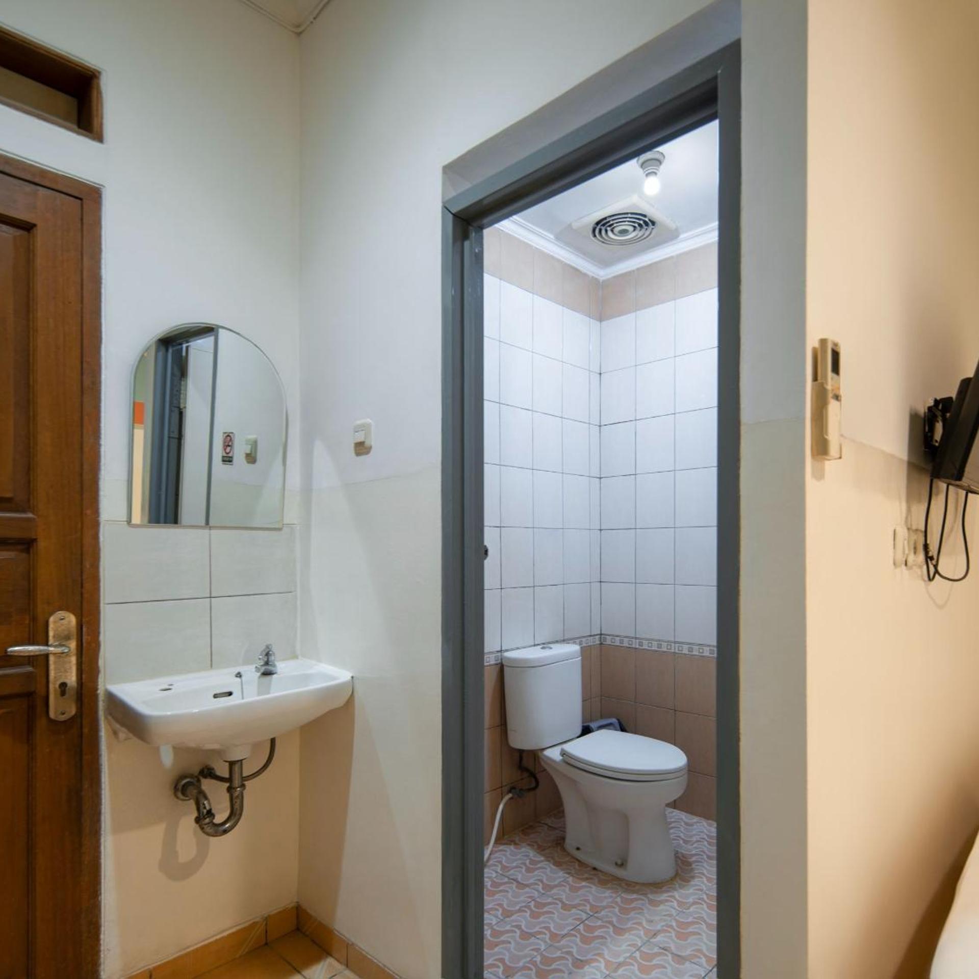 OYO 196 Horizone Residence 18/22