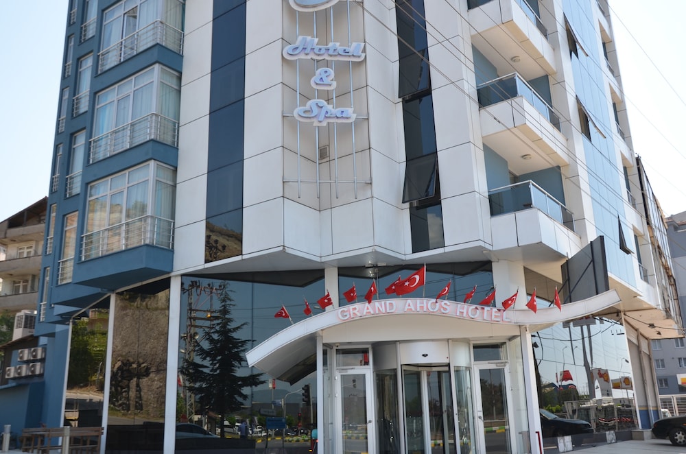 Grand Ahos Hotel Spa 2/28