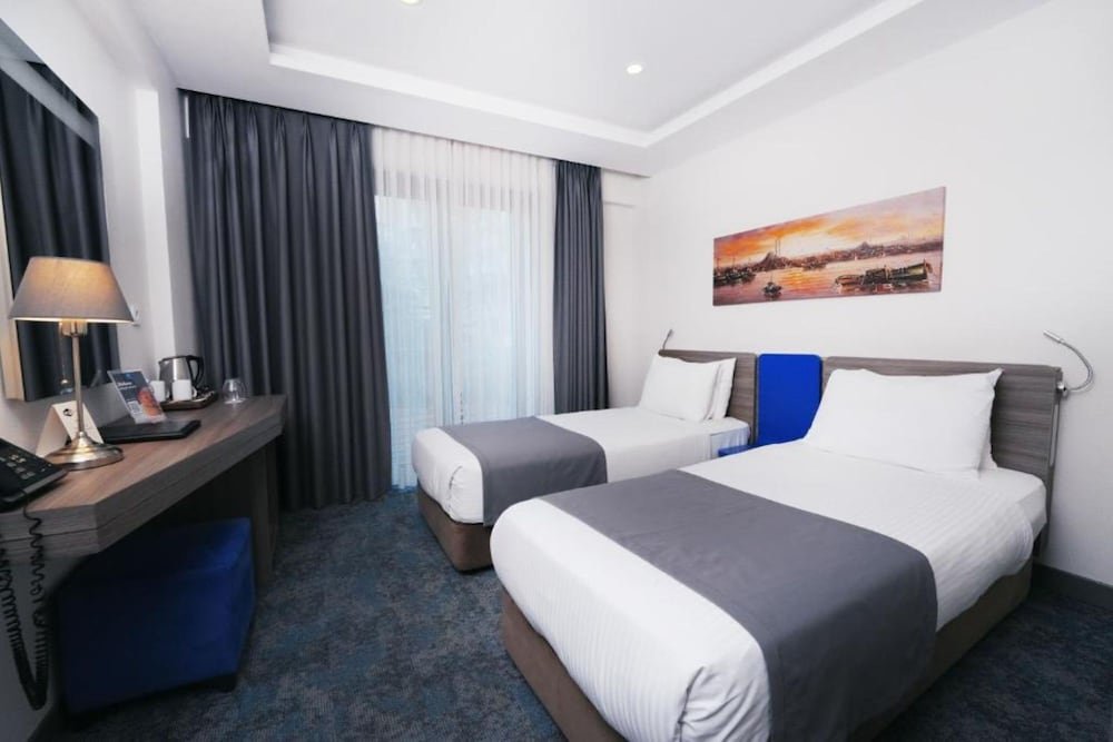Room at Trip Bosphorus Hotel Taksim, ISTANBUL