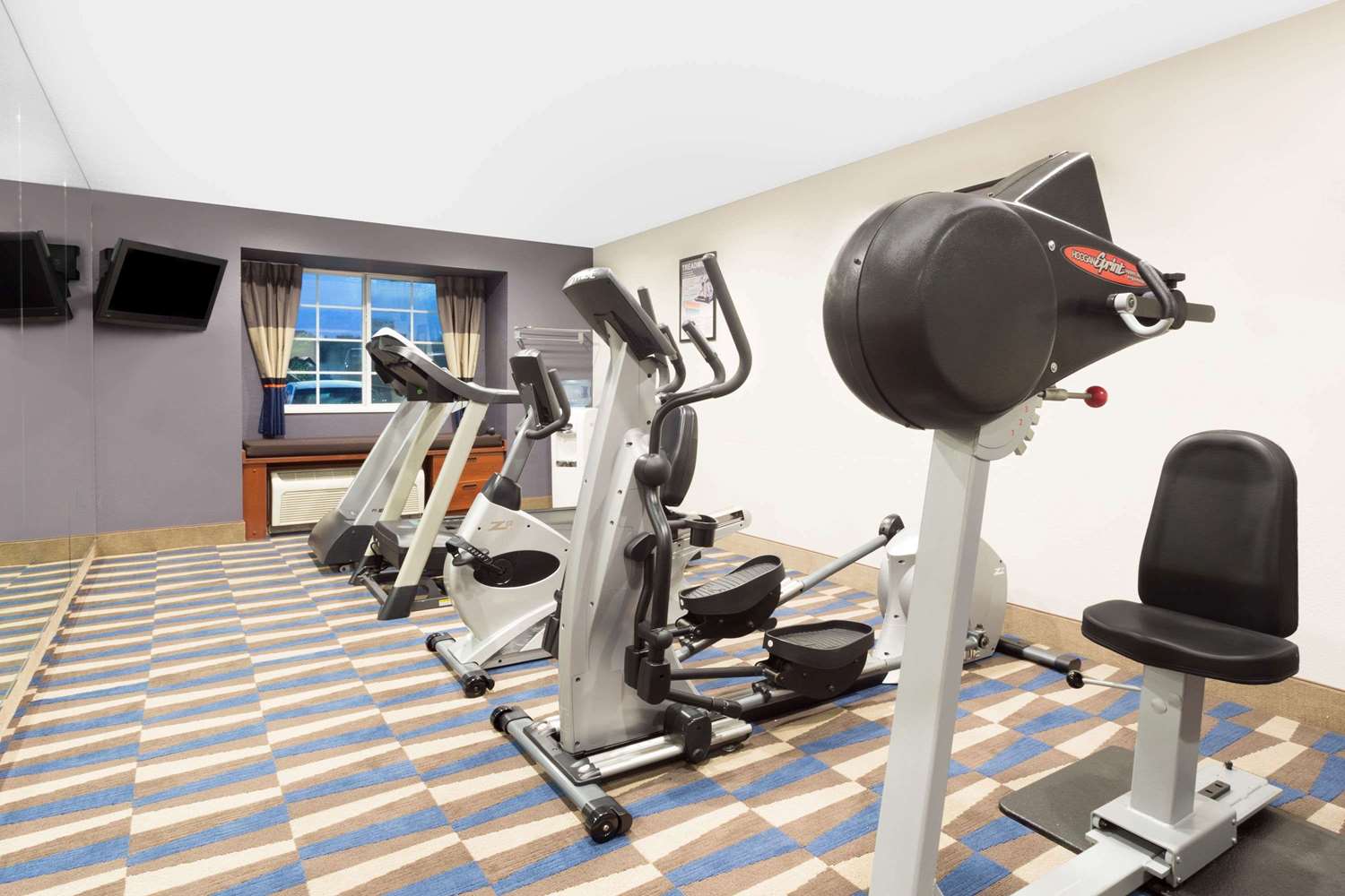 Microtel Inn & Suites by Wyndham Bremen 2/10
