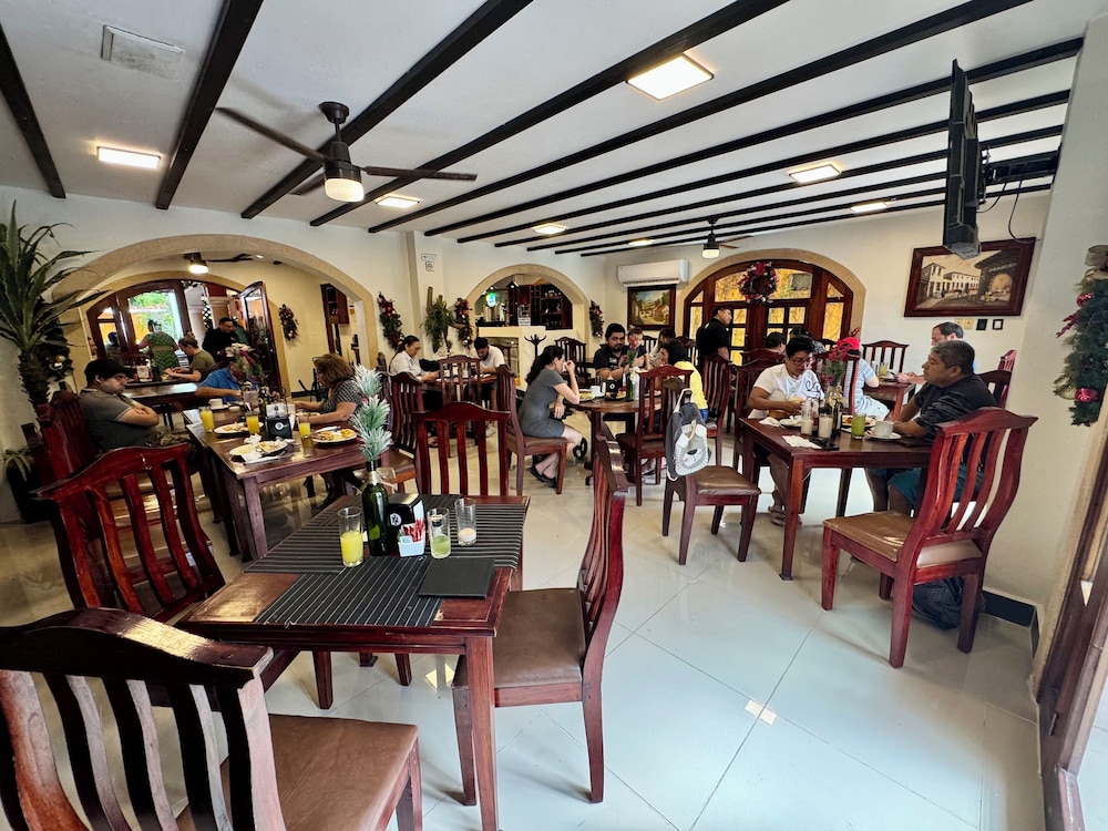 El Zaguán Colonial 38/50