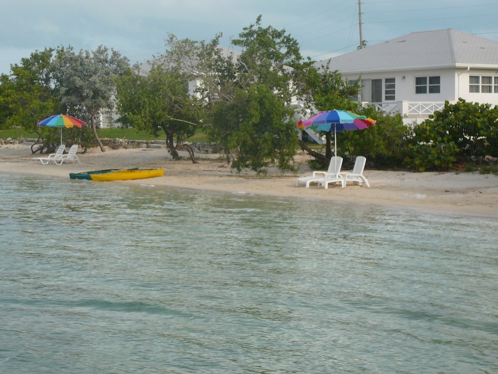Cottage Cut Villas 22/28