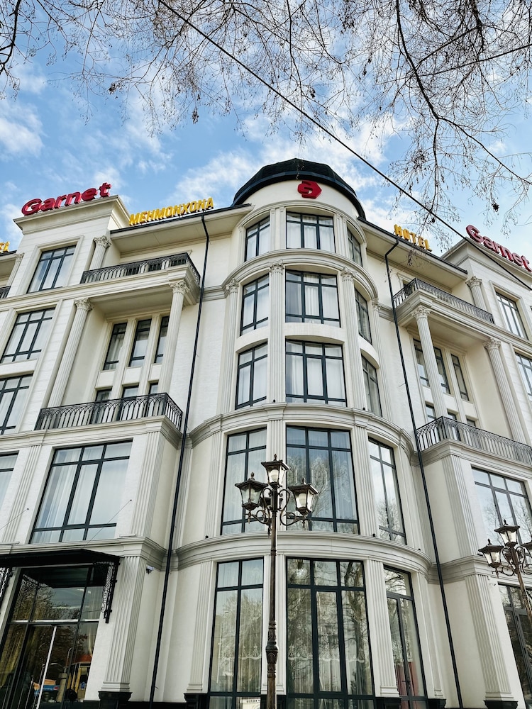 Garnet Hotel Tashkent 2/60