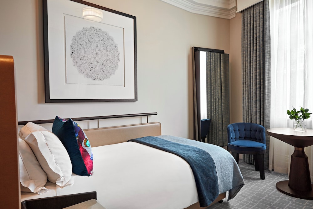 Snug, Single Bed
