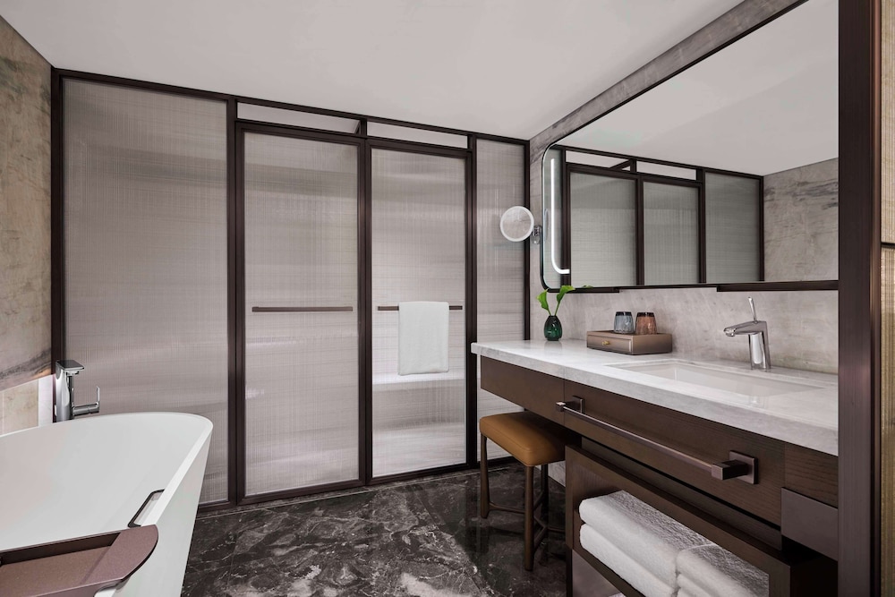 Loft, Suite, King Bed