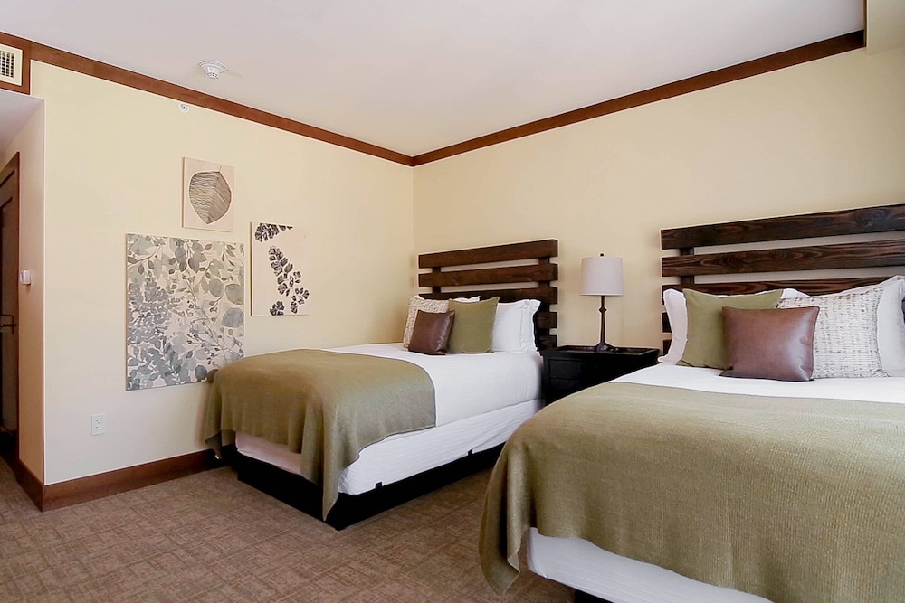 The Ritz Carlton Lake Tahoe 10/58