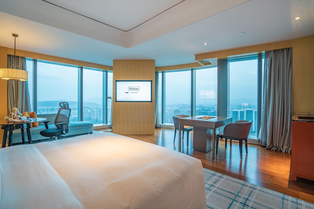 Deluxe, Executive, King Bed, River View