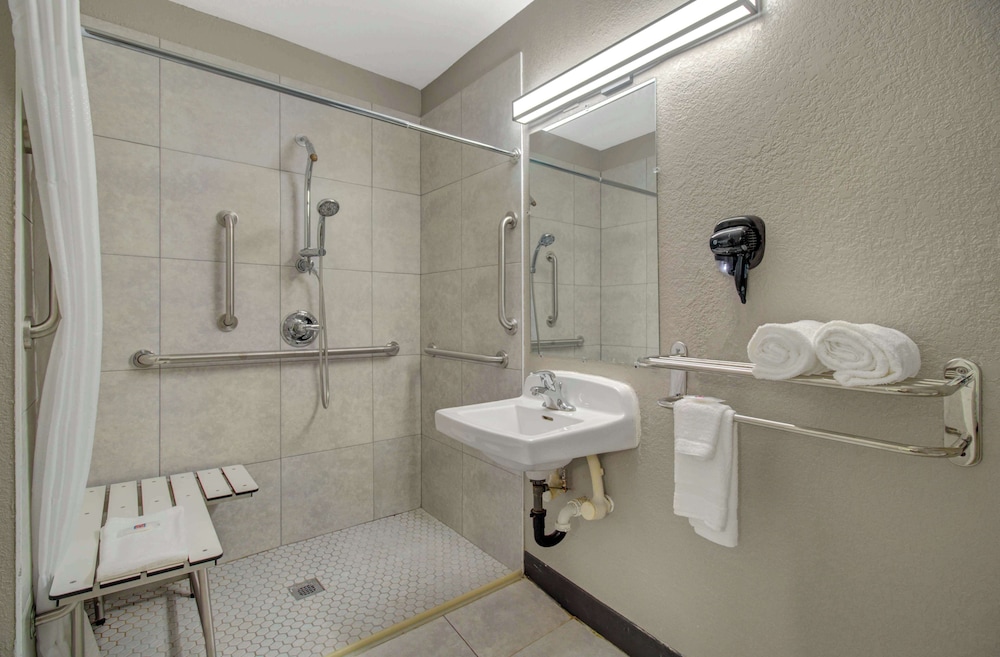 Motel6 Venice, FL 62/63