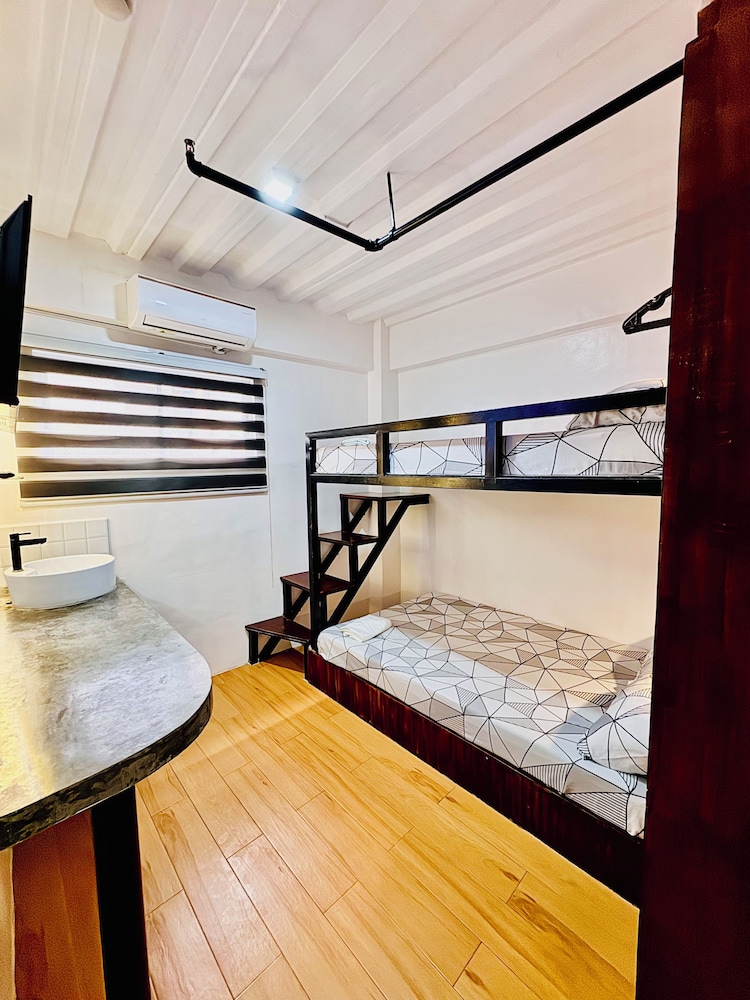 Wald s Place Boracay 15/24