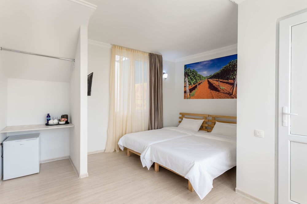 Hotel Tato 15/50