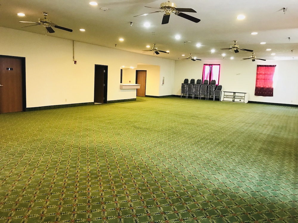 Americas Best Value Inn & Suites Pinckneyville 54/59