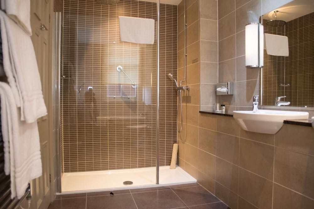 Crown And Mitre Hotel Sure Hotel Collection By Best Western 72/74