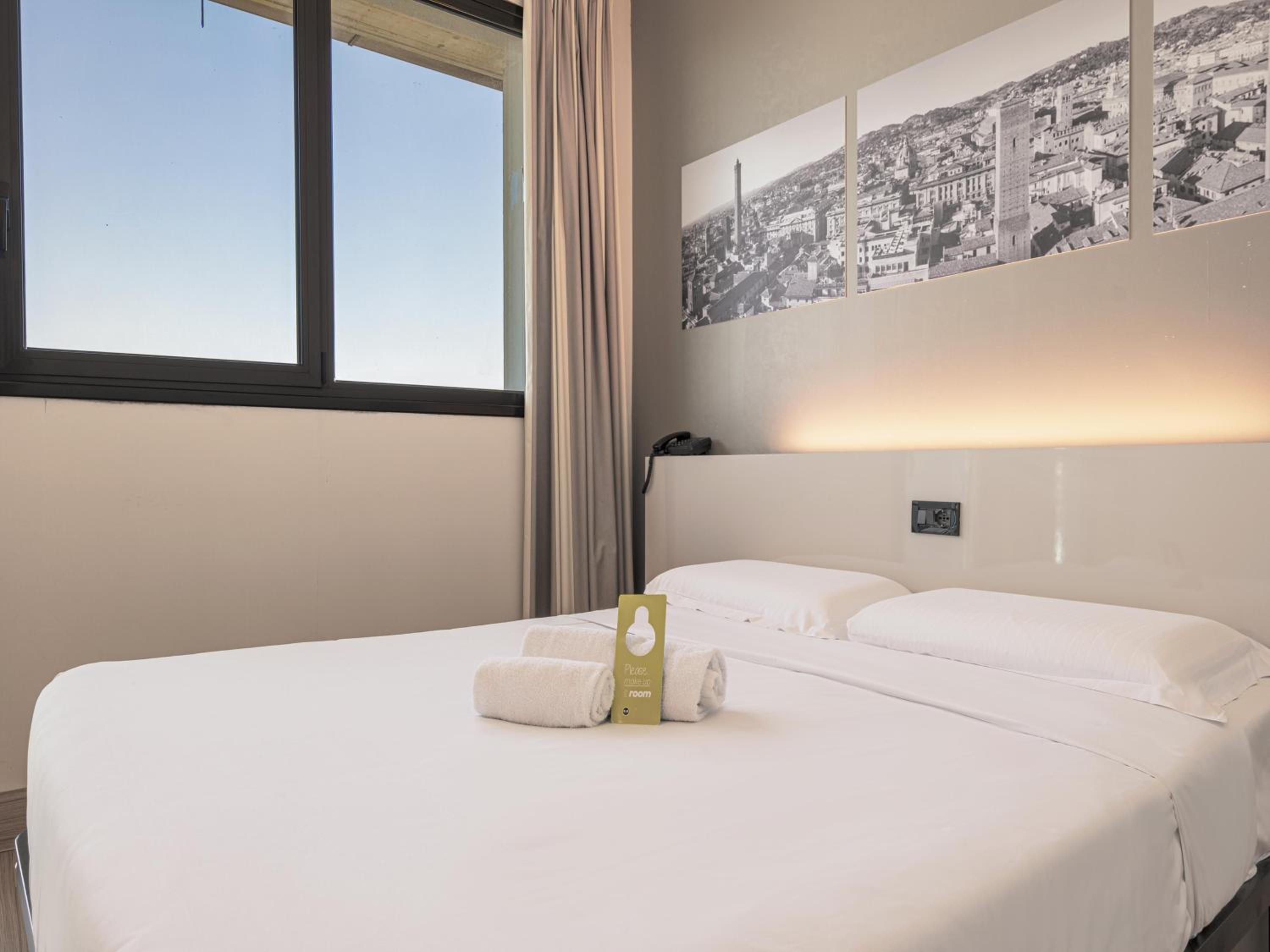 Room, Double Bed