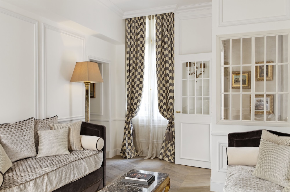 Relais Christine 74/94