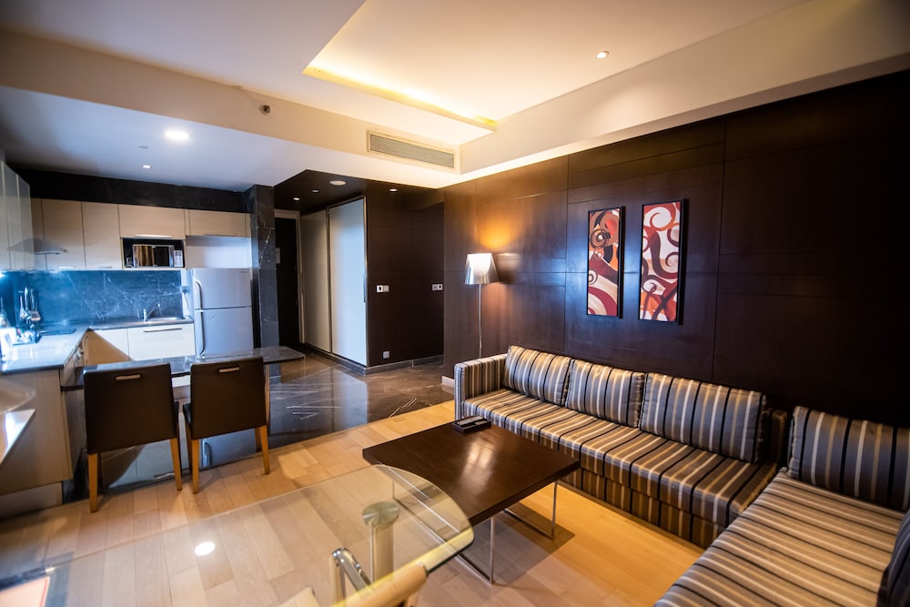 CROWNE PLAZA GREATER NOIDA 53/78
