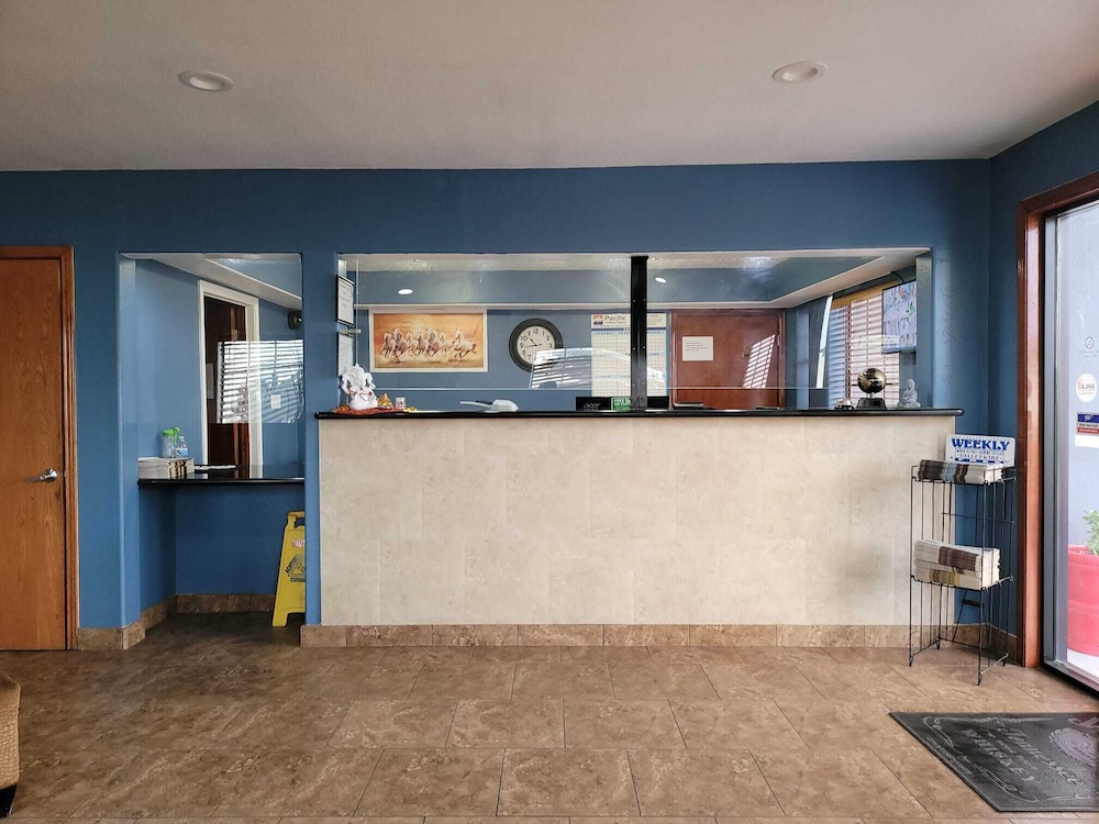 Texas Inn & Suites Raymondville 14/55