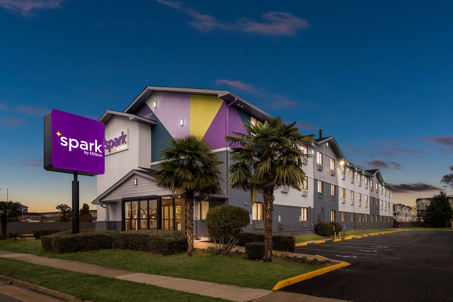 Spark by Hilton Norfolk 6/24