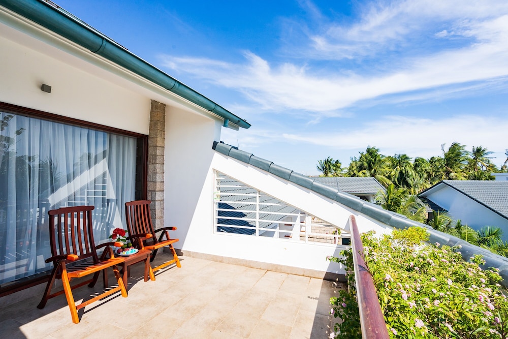 Hoang Ngoc Beach Resort 2/87