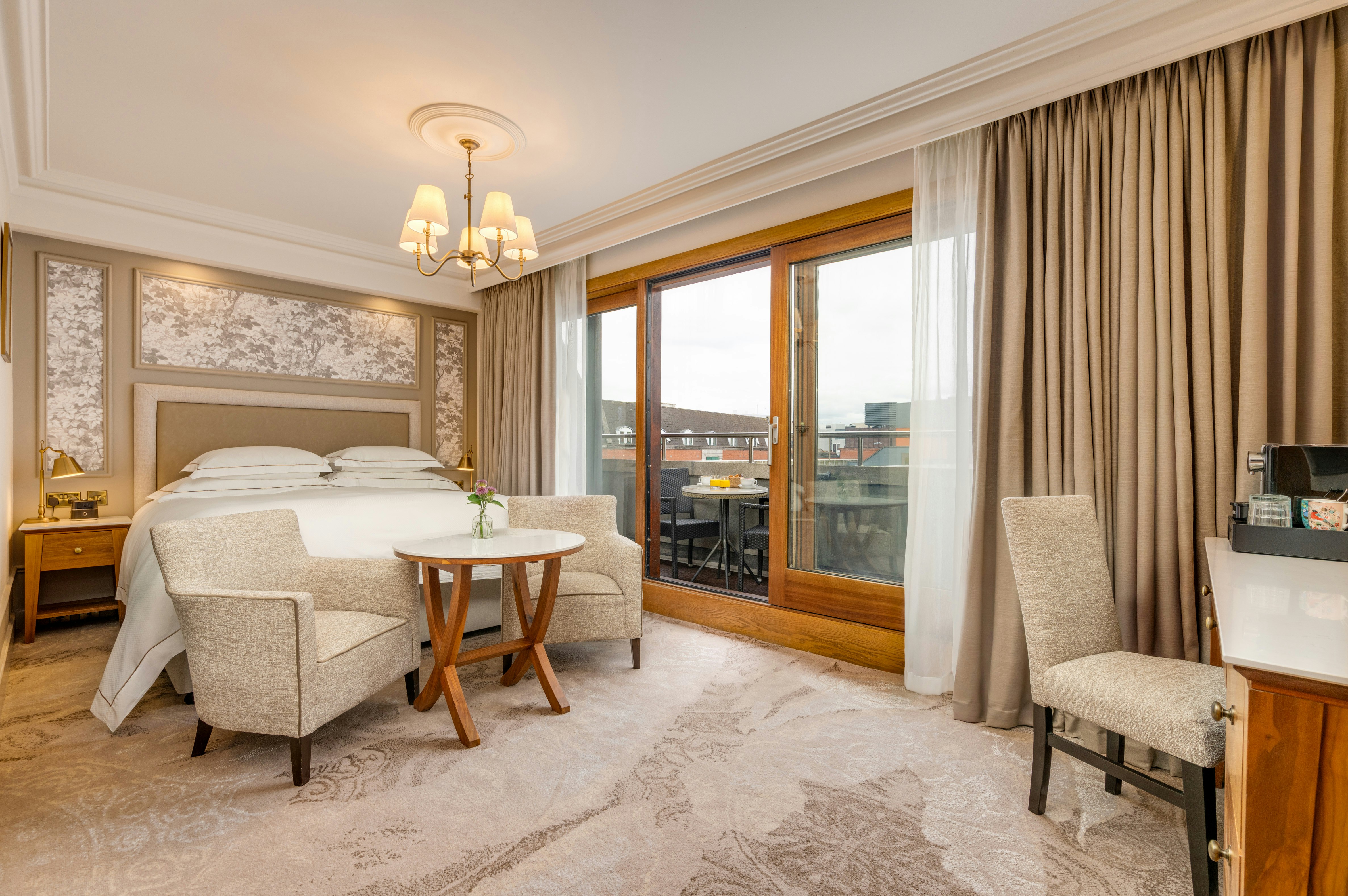 Brooks Hotel 15/50