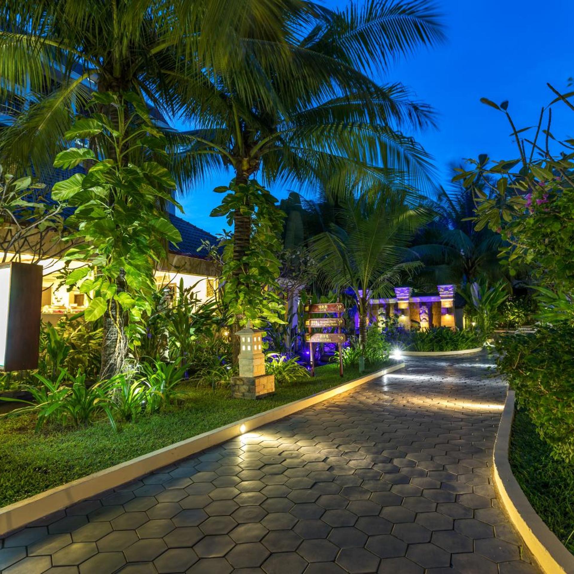 Bali Hotel 46/50
