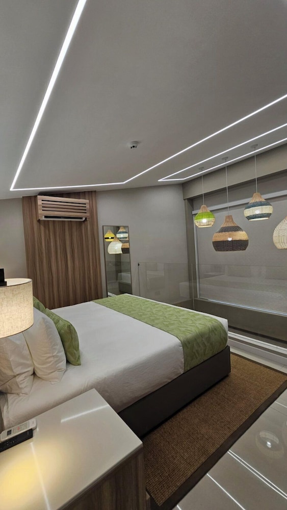 Lime Resort Bohol, a member of Radisson Individuals Premier 19/60
