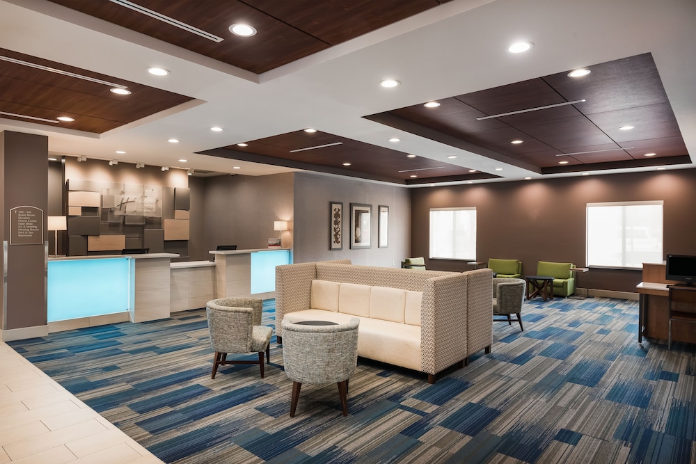 Holiday Inn Express Hotel And Suites Ontario Airport 11/50